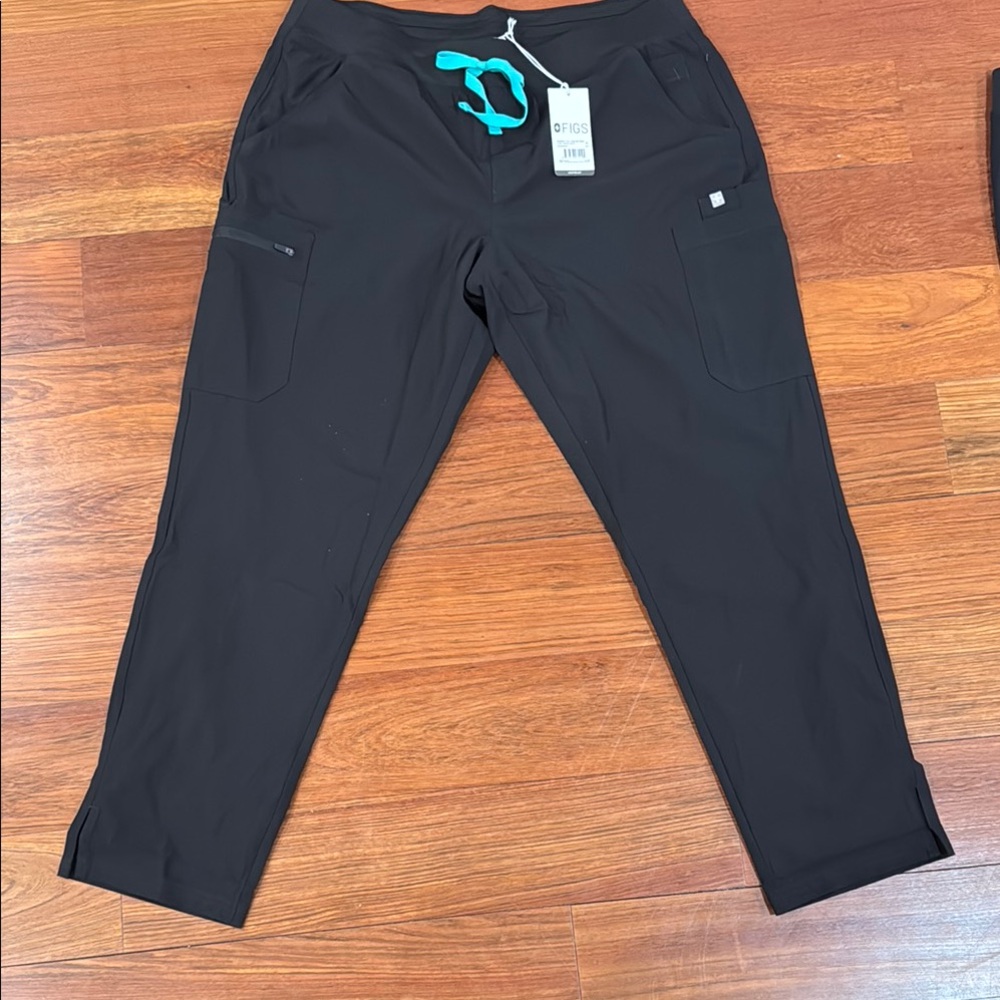 Black Women’s Scrub Pants